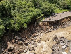 Update Korban Banjir Bandang Sumbar Jadi 44 Orang