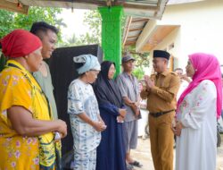 Bupati Sergai Kunjungi Korban Angin Puting Beliung di Desa Sungai Buaya