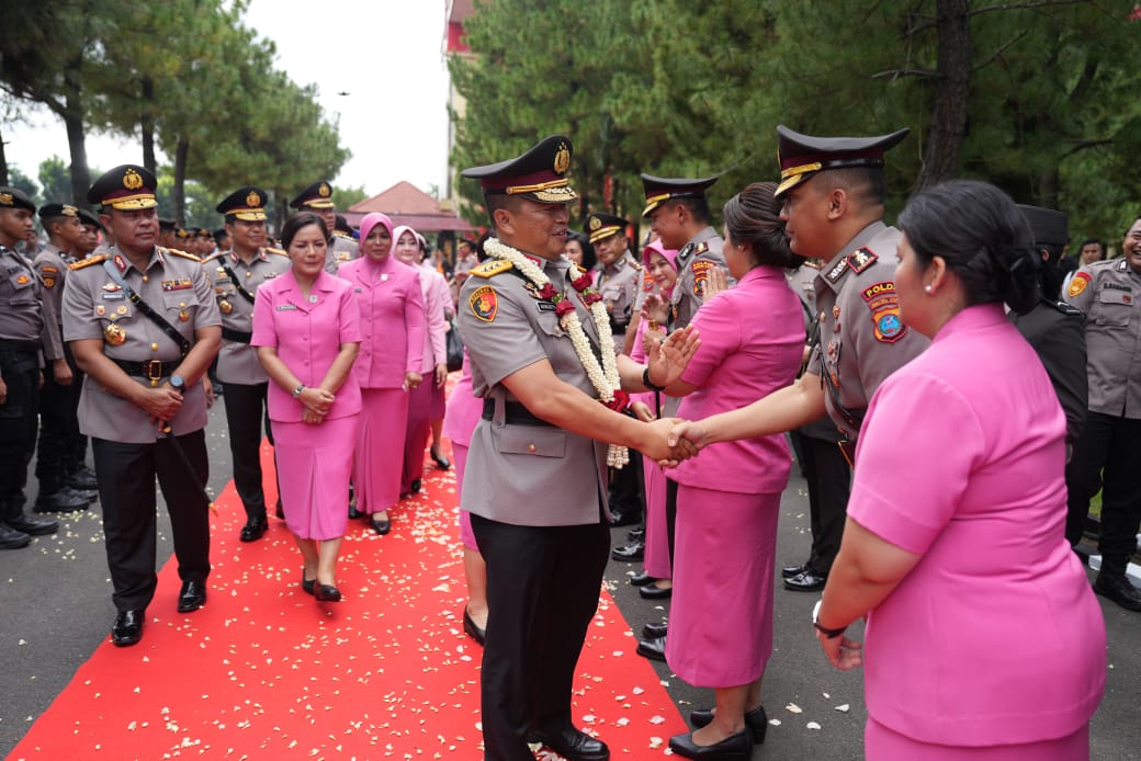 Komjen Pol Agung Setya Imam Effendi Pamit dari Polda Sumut