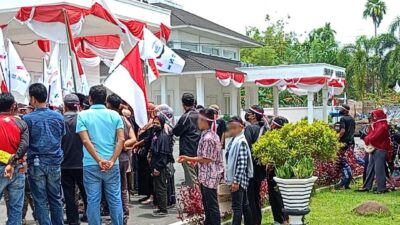 Aksi SBSI di Sergai, Anak-anak Ikut Didalam Demo, Dikecam Pengacara