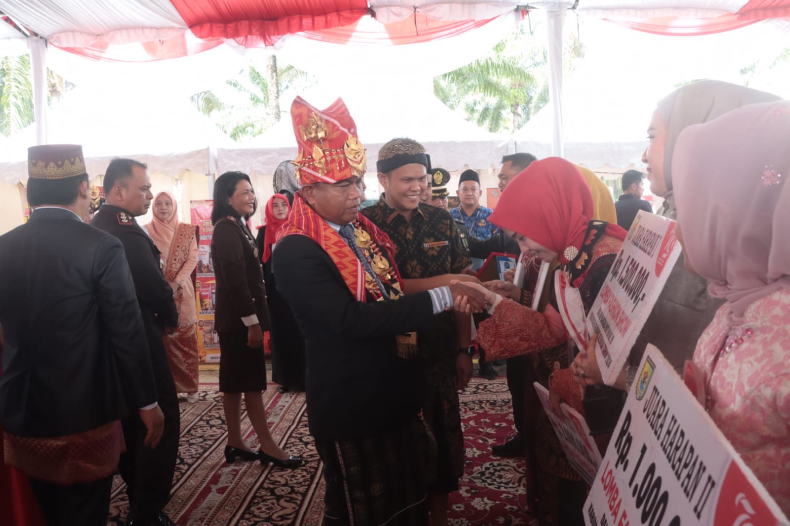 Merah Putih Berkibar di Sergai, Semarakkan HUT RI ke-79, Budaya Karo Berpadu dengan Semangat Nasionalisme