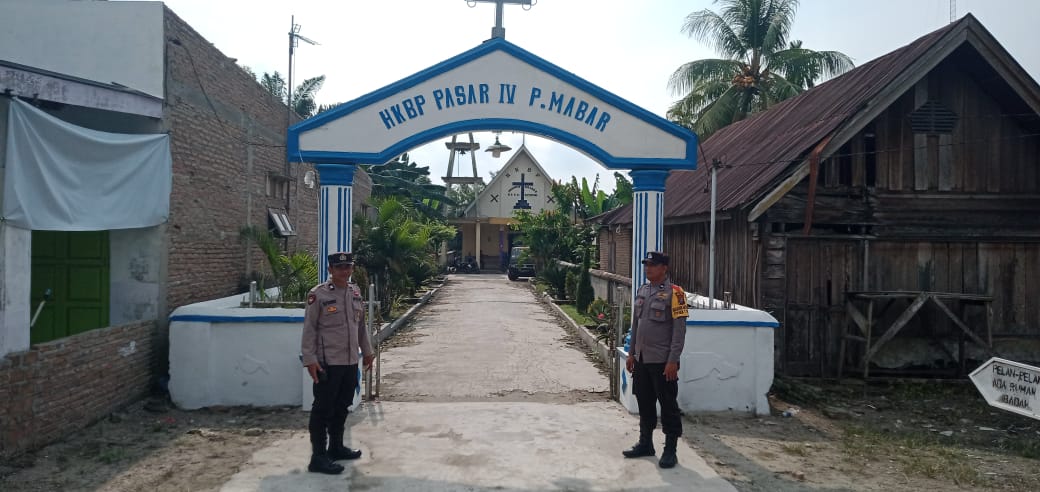 Polsek Tebing Tinggi Jaga Keamanan Ibadah Minggu di Sejumlah Gereja