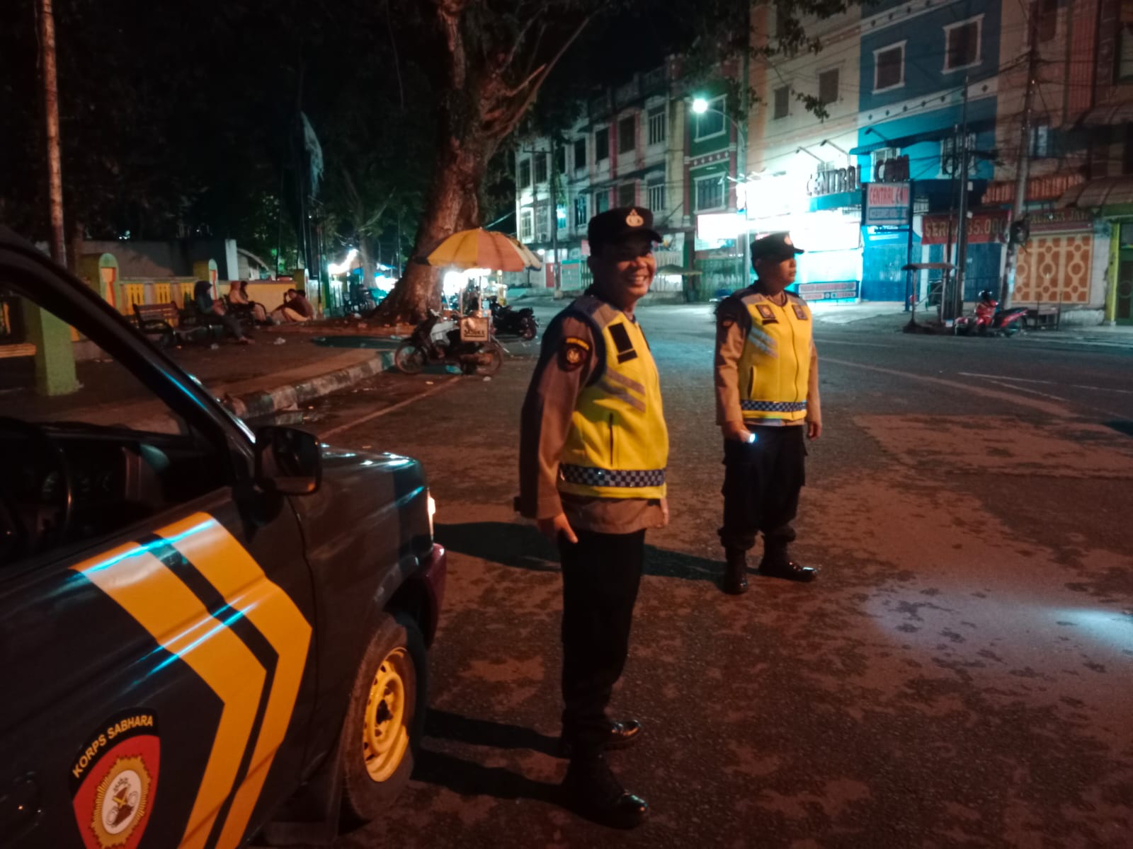 Polsek Padang Hilir Jaga Kamtibmas Melalui Patroli Blue Light