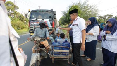 Polres Sergai Tebar Takjil, Ingatkan Keselamatan Berkendara