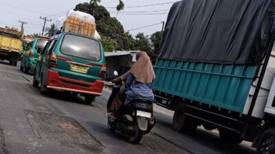 Warga Sergai Keluhkan Proyek Tambal Sulam Jalan yang Diduga Tidak Profesional