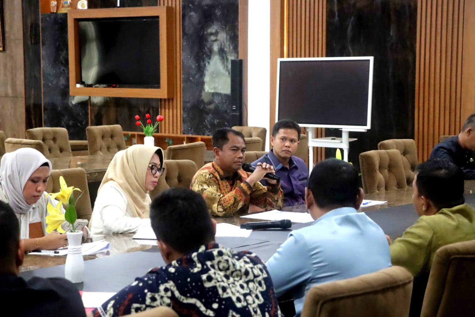 Bupati dan Wakil Bupati Sergai Bahas Strategi Peningkatan PBB-P2 Tahun 2025