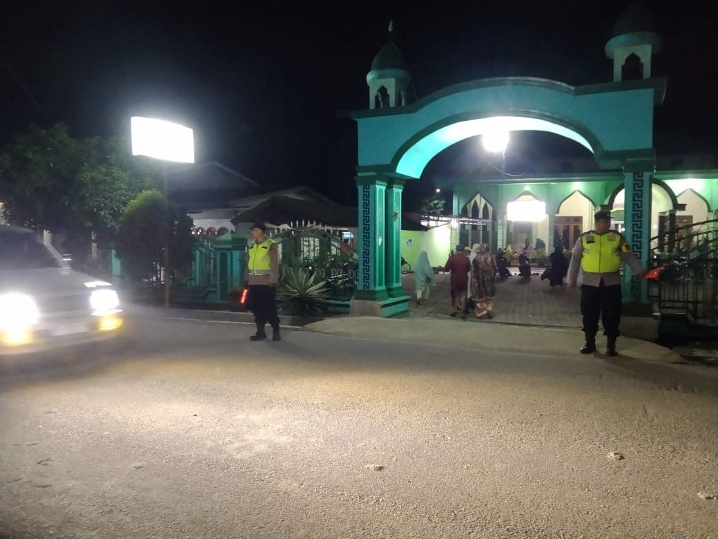 Polsek Sipispis Patroli dan Monitoring Sholat Tarawih di Masjid Wahyu Al Jihad