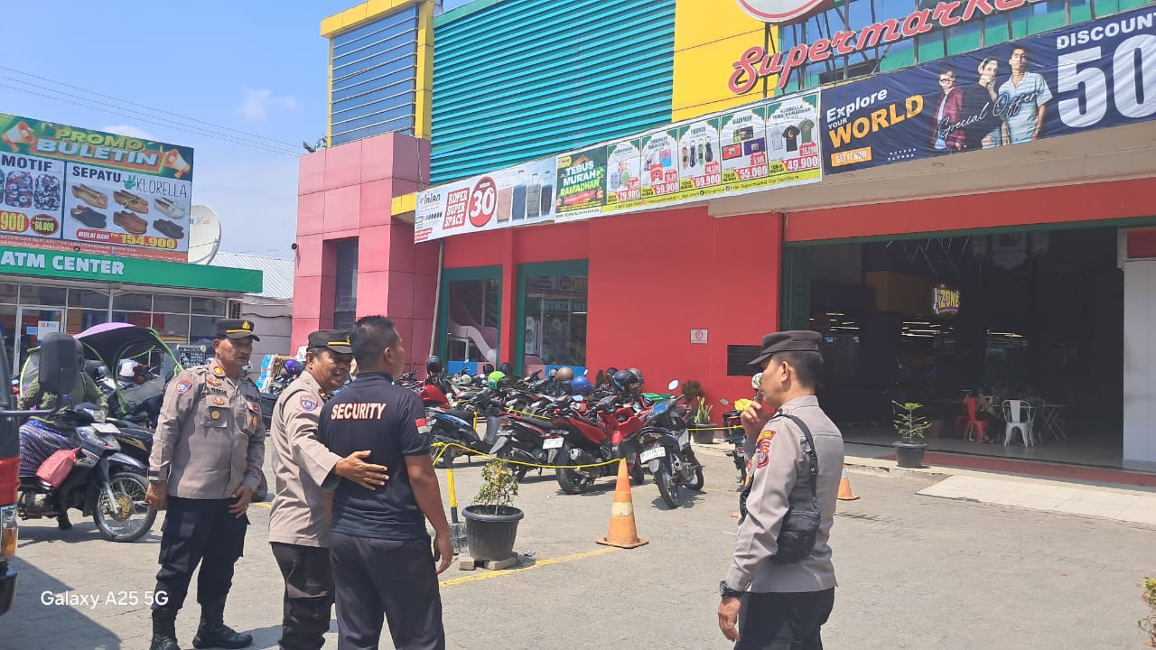 Polres Tebing Tinggi Publik Address di Irian Supermarket, dan Sampaikan Himbauan Kamtibmas