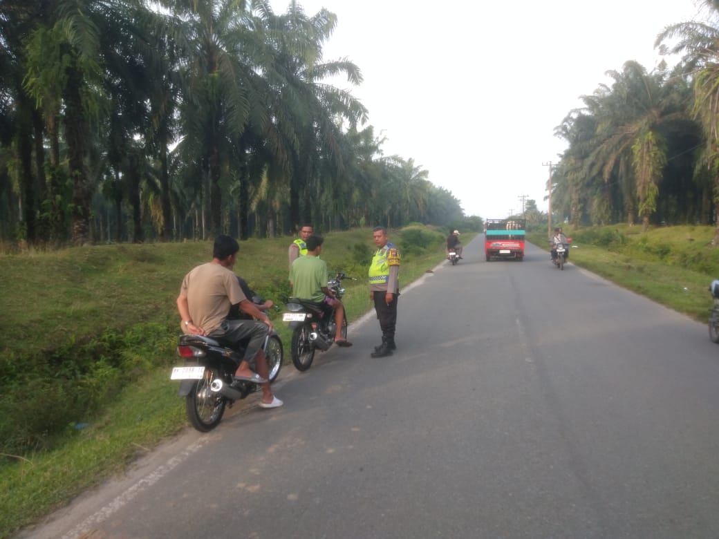 Polsek Sipispis Adakan Patroli Kamtibmas Menjelang Berbuka Puasa