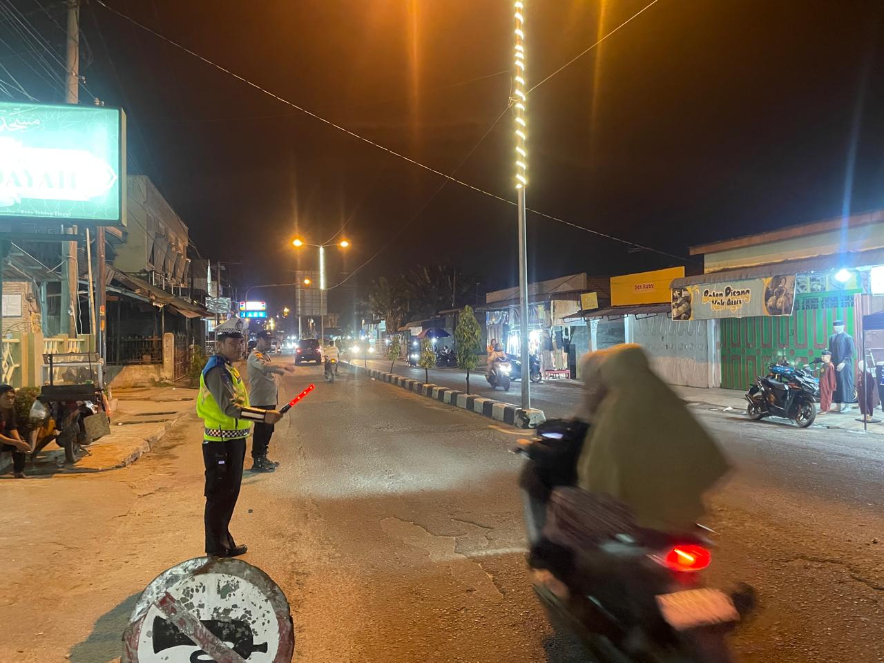 Polres Tebing Tinggi Pengamanan Sholat Tarawih, Pastikan Masyarakat Nyamanan Beribadah