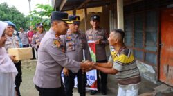 Kapolres Tebing Tinggi Salurkan Bansos Guna Berbagi Kebahagiaan di Bulan Ramadhan