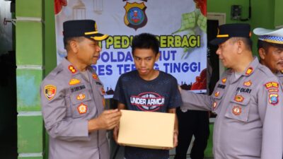 Kapolres Tebing Tinggi Salurkan Bansos Guna Berbagi Kebahagiaan di Bulan Ramadhan